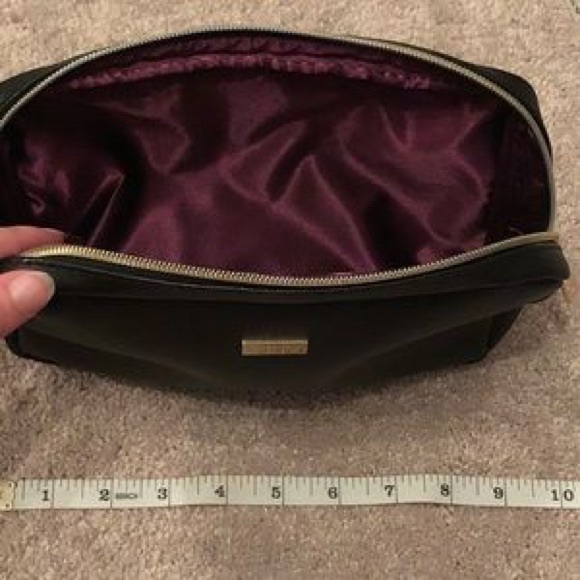 NWT Tarte Makeup bag - Picture 2 of 3